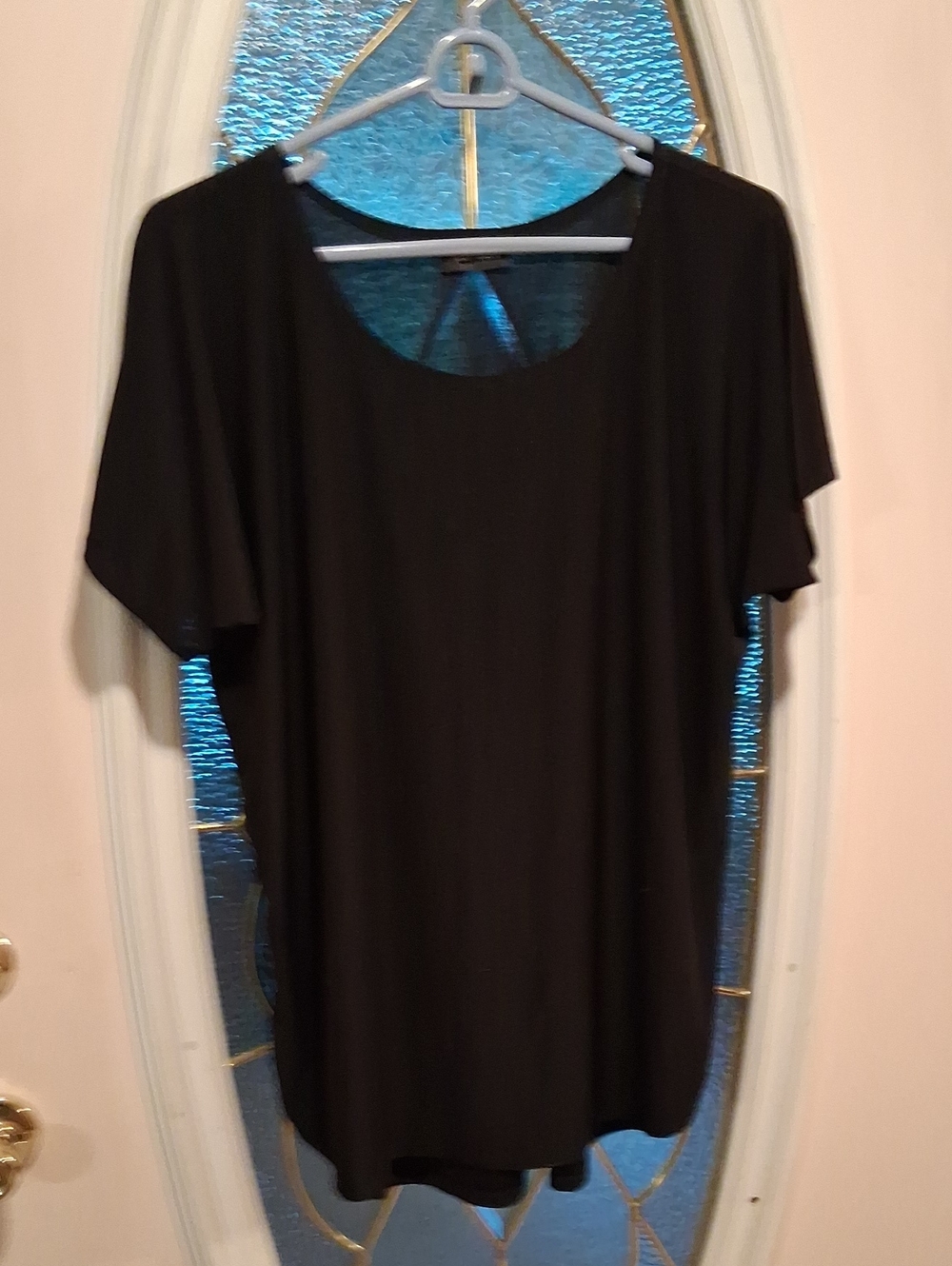 Star Vixen Black Scoop Neck Short Sleeve Tee